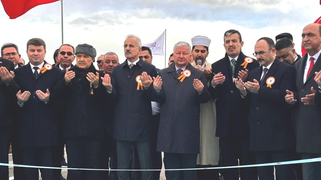 Bakan Uraloğlu o il için hızlı treni duyurdu Beklenti ve özlemi biliyorum 5