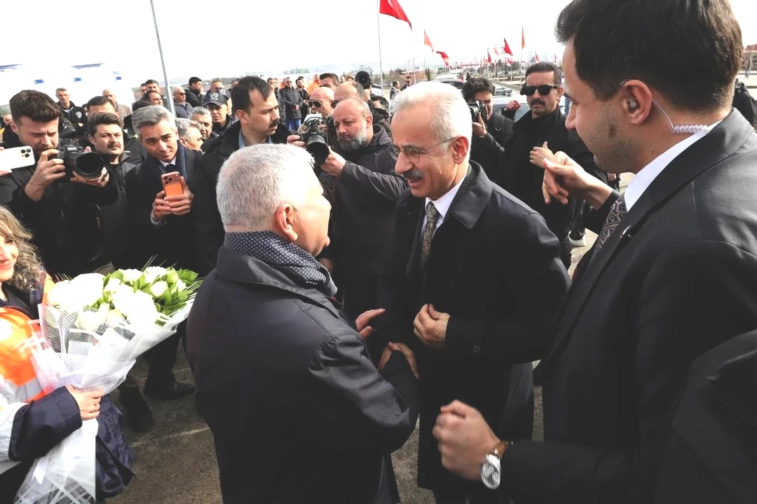 Bakan Uraloğlu o il için hızlı treni duyurdu Beklenti ve özlemi biliyorum 3