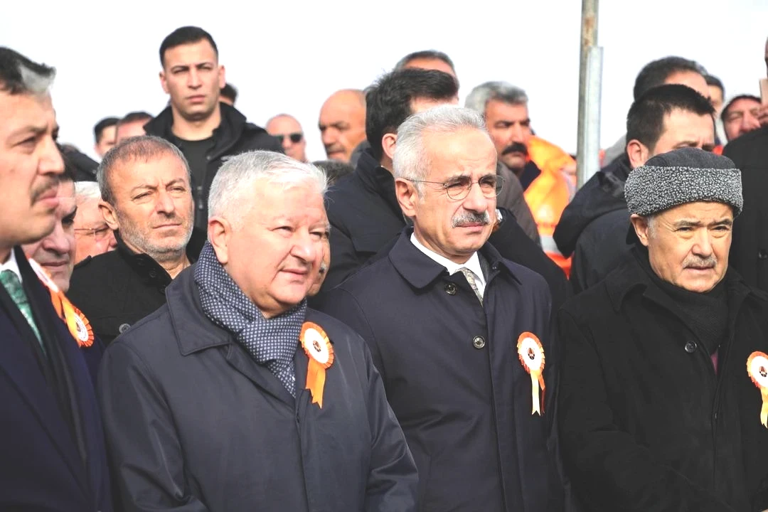 Bakan Uraloğlu o il için hızlı treni duyurdu Beklenti ve özlemi biliyorum 2