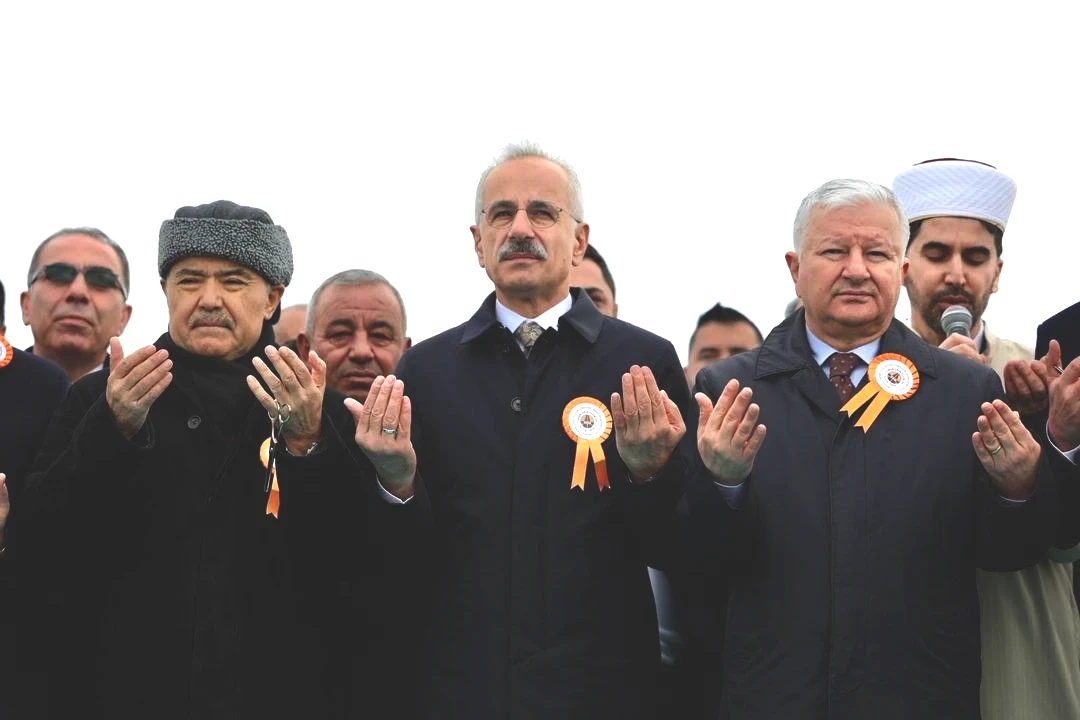 Bakan Uraloğlu o il için hızlı treni duyurdu Beklenti ve özlemi biliyorum 7