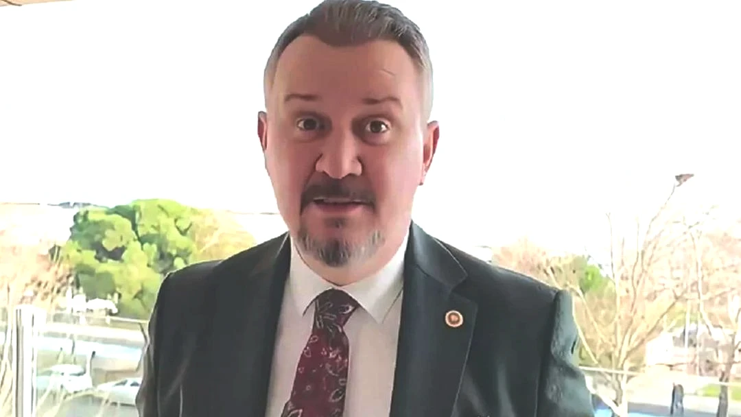 AK Partili milletvekilinden maaş yetmiyor çıkışı: "Buyurun siz altından kalkın" Meclis lokantası açıklaması da gündem oldu 1