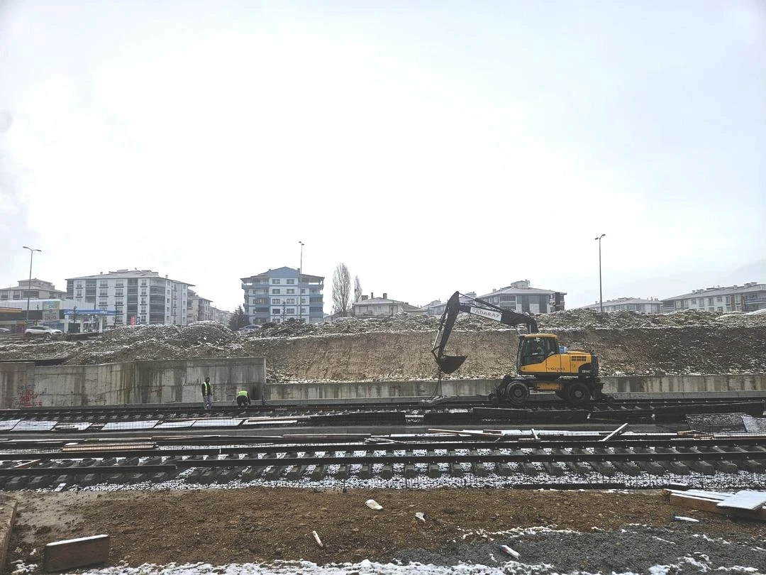 600 bin kişiyi ilgilendiriyor! Bakan Uraloğlu:  Raylı sistem ağına bağlayacağız’ 7