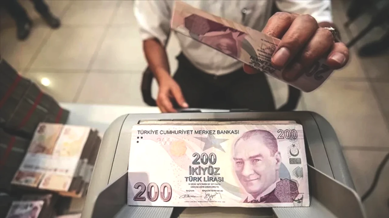 Faizsiz 100 Bin Lira Nakit Fırsatı! Şubat 2026'da Hangi Bankalar İhtiyaç Kredisi Veriyor?