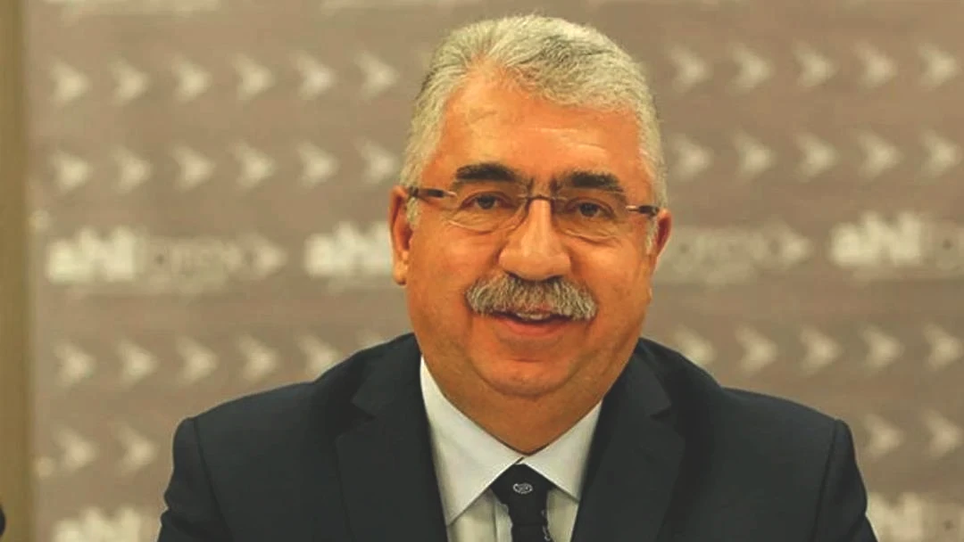 İş İnsanı Ahmet Ahlatcı ya yurt dışı çıkış yasağı 1