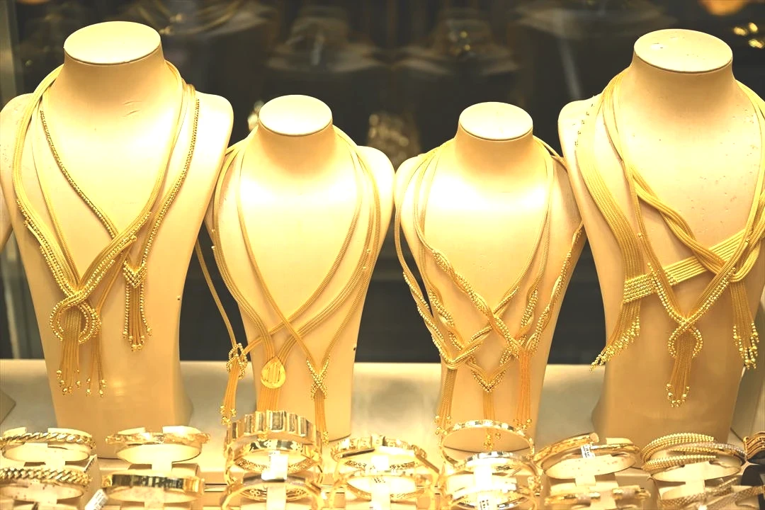 Sevgililer Günü için gençler gümüş, yetişkinler altın tercih ediyor 1