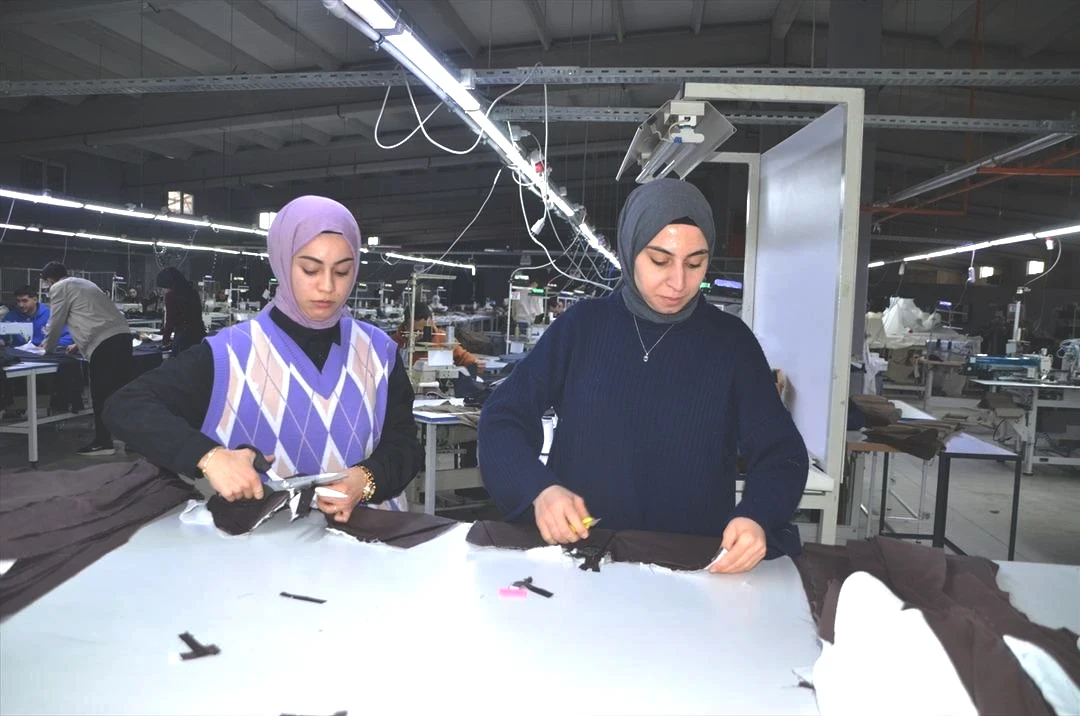 İşçi olarak başladı fabrikatör oldu! 11 ülkeye gönderiyor, 1300 tane üretiyor 5