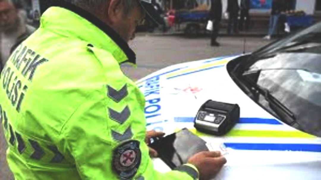 Araç sürücüleri dikkat! Düzenleme yasalaştı: İşte 10 soruda yeni trafik cezaları 1