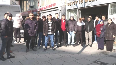 Kapı Duvar Oldu: Zam Talebi Patronu Kaçırdı! 'Bekçiyi Rehin Aldılar!' 