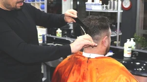 Kayseri'de Berber Fiyatlarına Zam Geldi! Saç Kesim Ücretleri Artış Gösterdi!