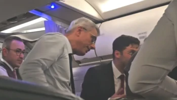 Bakan Memişoğlu'ndan Uçakta Acil Müdahale! Yolcunun Hayatı Kurtarıldı