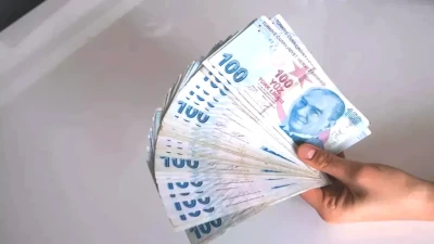 Emekli Promosyonları 2026 Ağustos’ta Yenilendi! Hangi Bankalar Ne Kadar Veriyor?