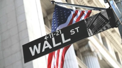 New York Borsası'nda Güne Durağan Başlangıç: Neler Oluyor?
