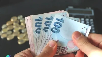 Emekli Promosyonlarında Şok Yaratan Rekabet! 2026 Ağustos'unda En Yüksek Promosyon Hangi Bankada? Güncel Listeyi Kaçırmayın!