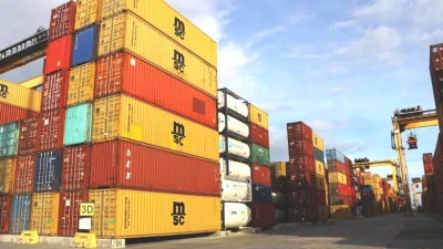 Mikro İhracatta Yeni Dönem! Ticaret Bakanlığı'ndan Basit Transit Süreçleri Açıklaması