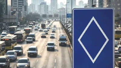 Trafik Tabelası Değişti! Cezasıyla Dikkat Çekiyor!