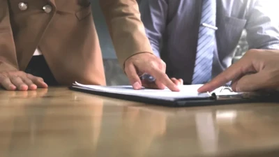 Maaşları Düşen 12 Meslek! 10 Yıl İçinde En Büyük Kaybı Yaşayacaklar
