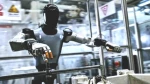 Uygun Fiyatlı İnsansı Robotlar Çin'de Eve Geliyor!