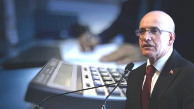 “Mehmet Şimşek Açıkladı: Yüksek Gelirli Mükellefler Artık Daha Yakın Takipte!”