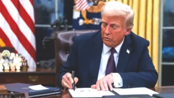 Trump'tan Kremlin ve Tahran'a Sert Yaptırımlar! İşte Detaylar