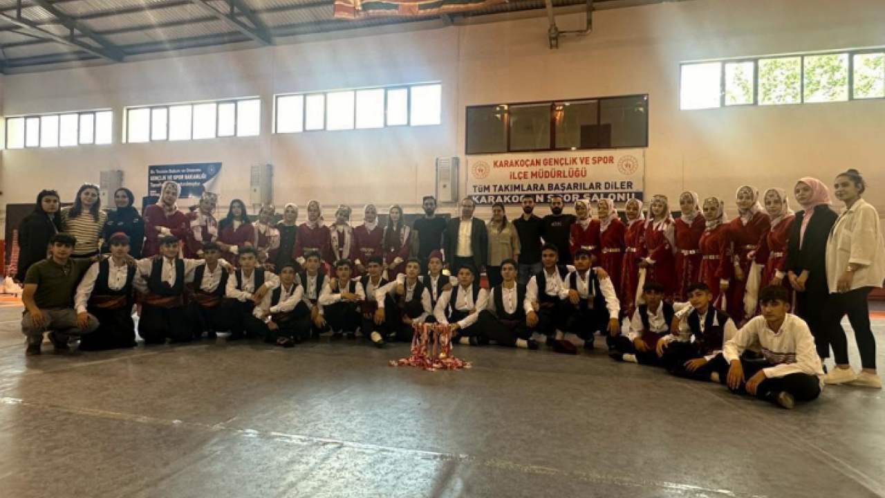 Halk Oyunları Bölge Yarışması'nda Elazığ, Türkiye Finaline Yükseldi