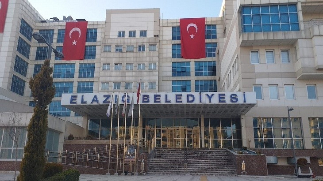 Elazığ Belediyesi Yeni Derin Su Kuyuları Açıyor