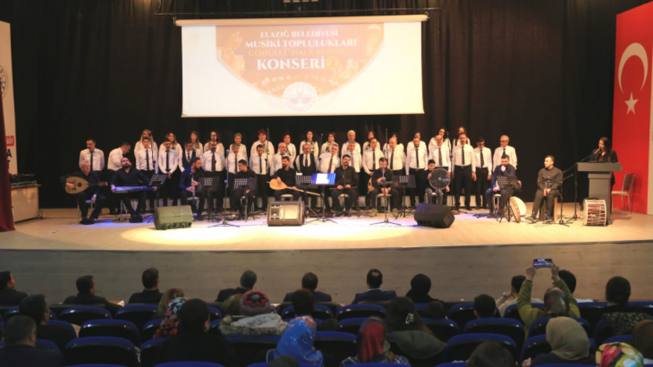 Halk Korosu, İkinci Konserini Düzenledi