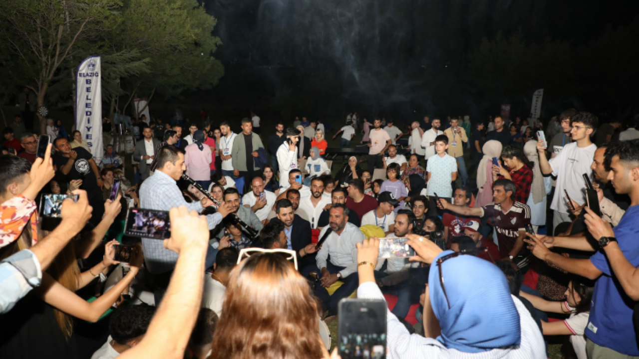 Başkan Şerifoğulları, Binlerce Genç İle Bir Araya Geldi