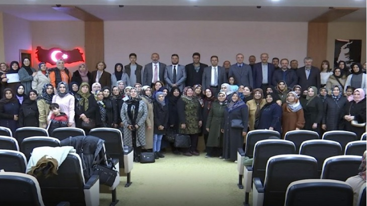 Kadın Arıcılara Sertifikaları Verildi