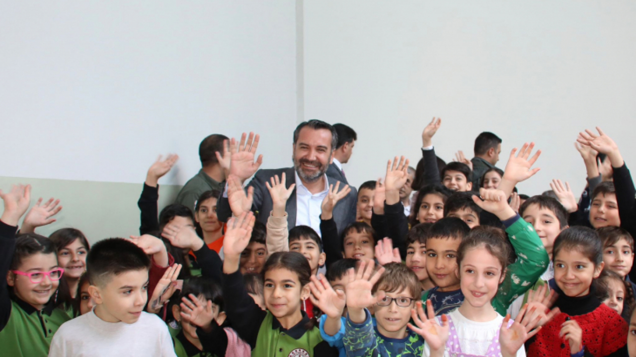 Başkan Şerifoğulları Öğrencilerle Bir Araya Geldi