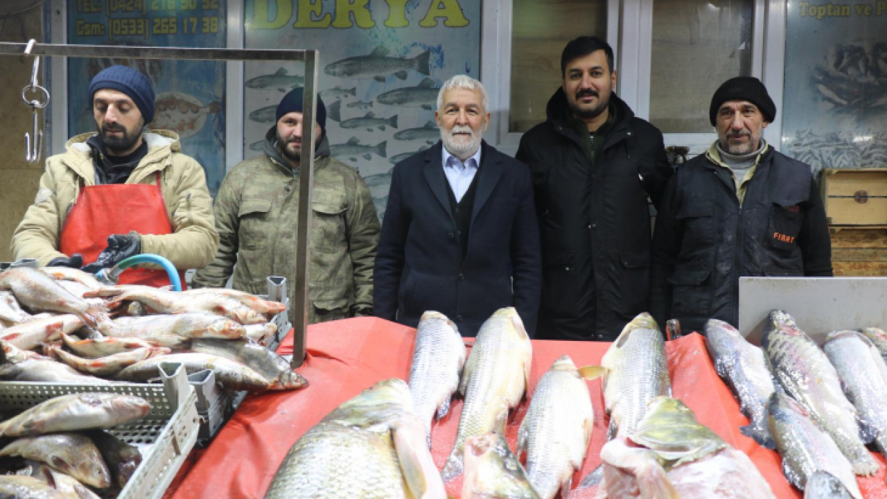 MHP Başkan Adayı Aygen'den, Kapalı Çarşı Esnafına Ziyaret