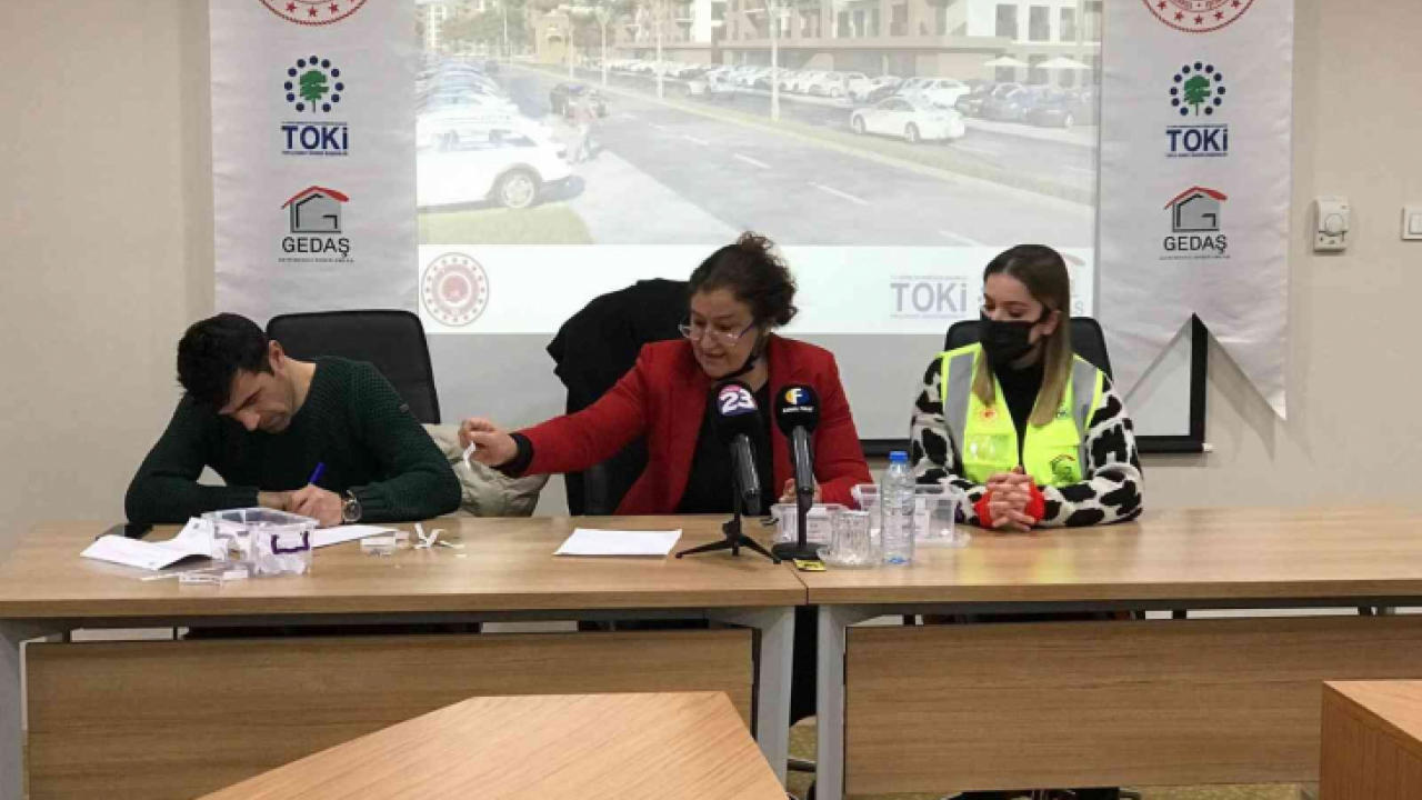 Elazığ'da 46 depremzede daha evine kavuştu