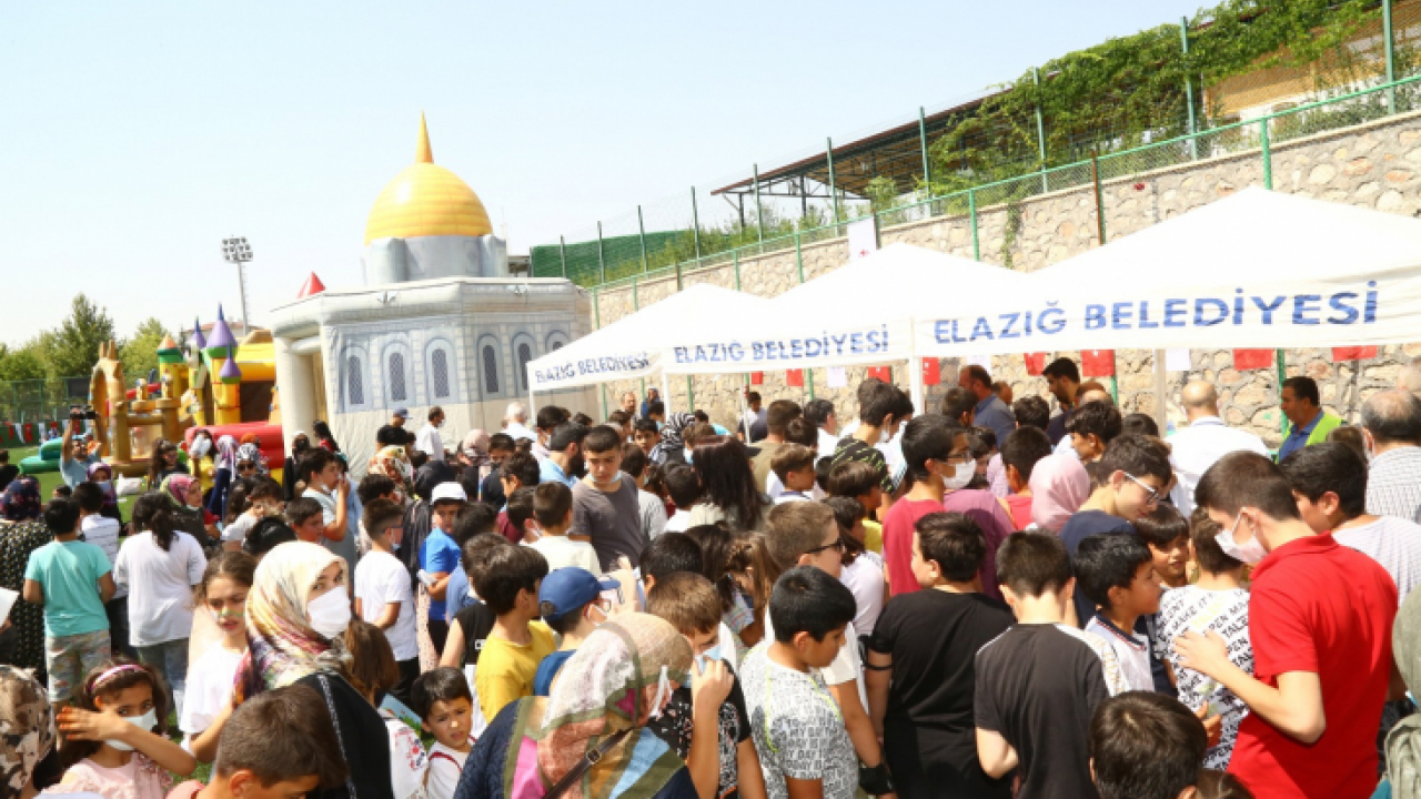 Yaz Kur'an Kursu Düzenlenen Şenlikle Tamamlandı