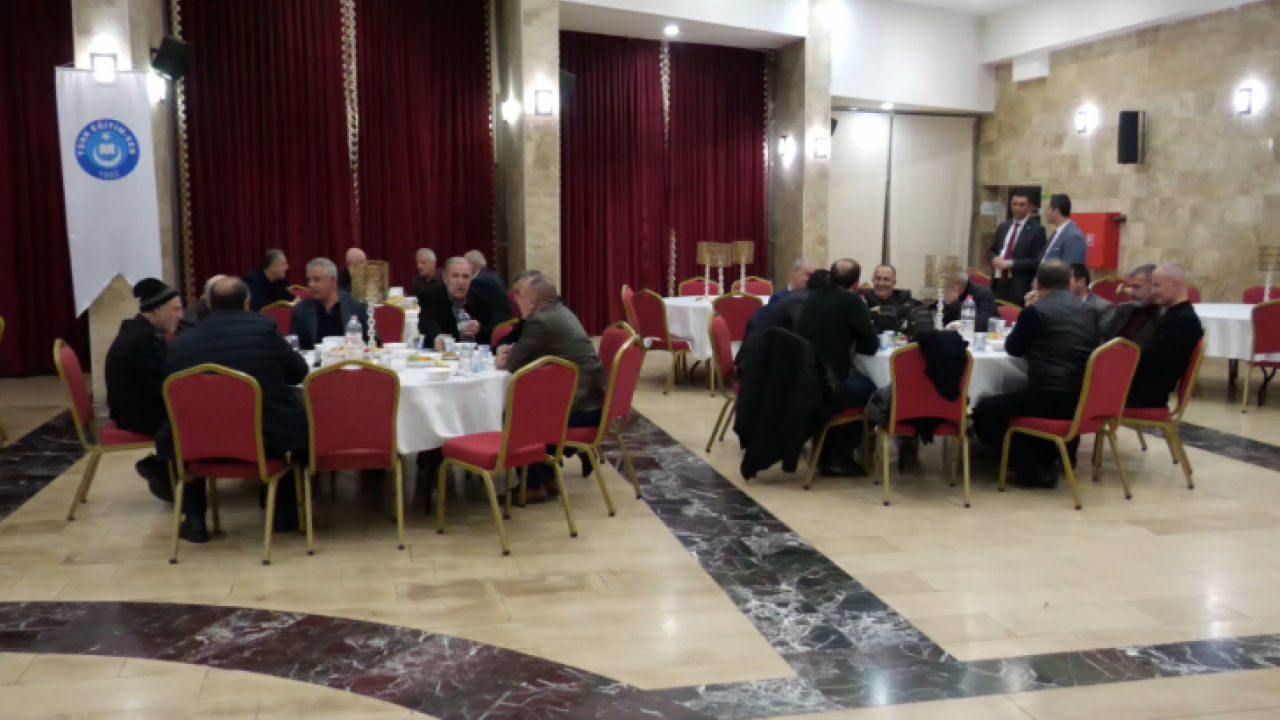 Elazığ'da Emekli Öğretmenlere Vefa Gecesi