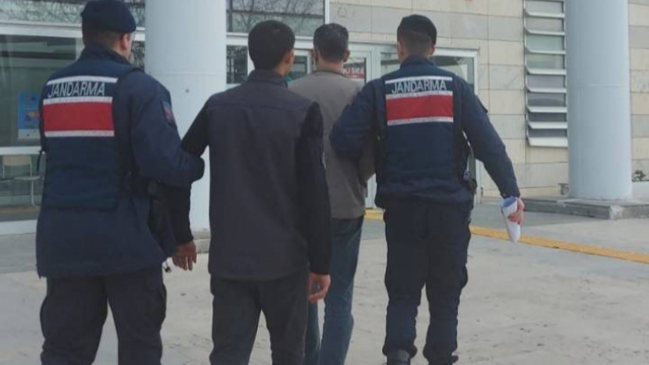 Elazığ'da kesinleşmiş hapis cezası bulunan 2 şahıs yakalandı