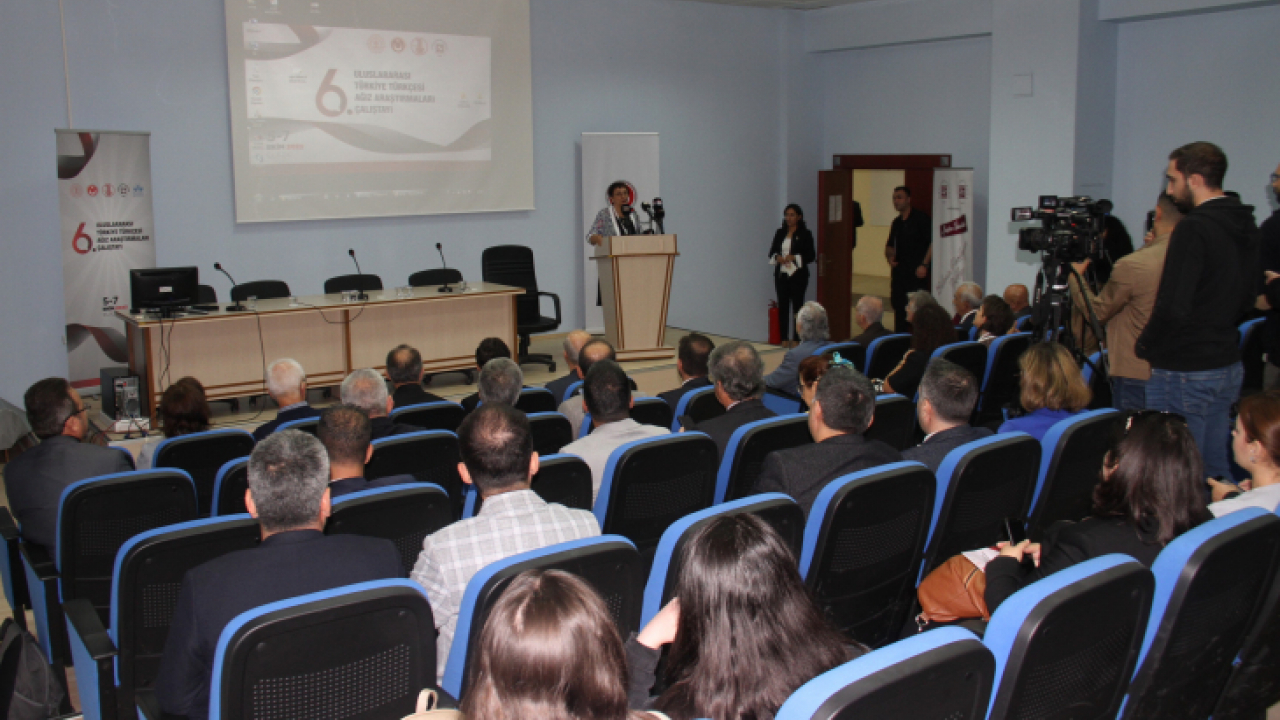 FÜ'de 6'ncı Uluslararası Türkiye Türkçesi Ağız Araştırmaları Çalıştayı Düzenlendi