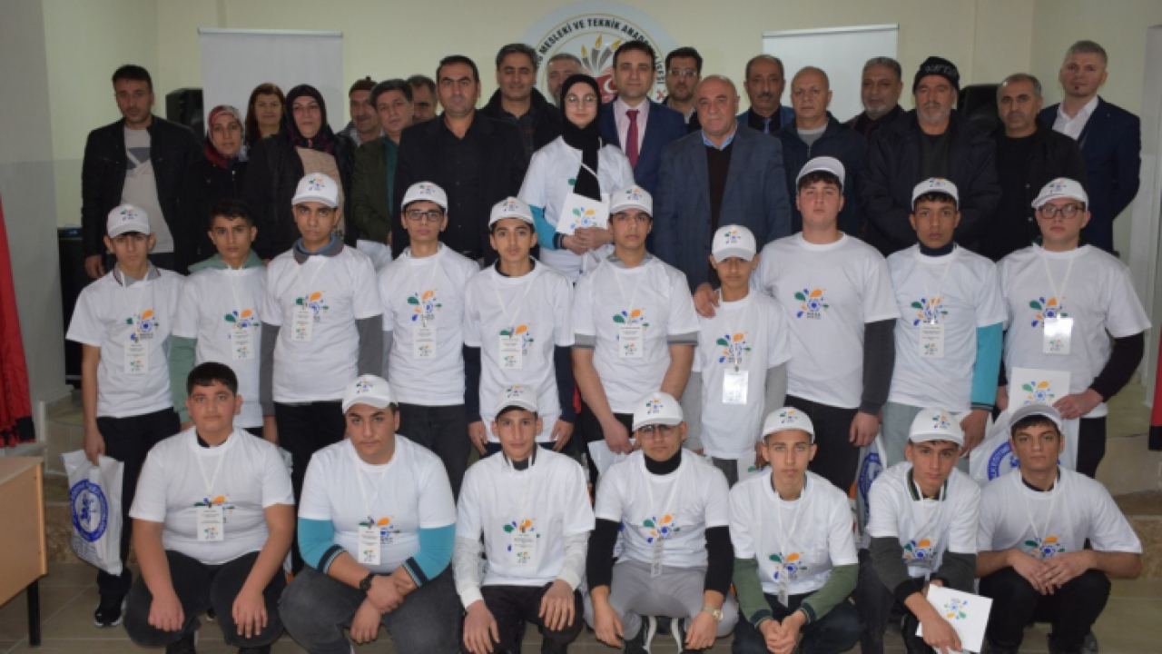 Türkiye Metal Sanayicileri Sendikası Eğitim Vakfından Meslek Lisesi Öğrencilerine Destek