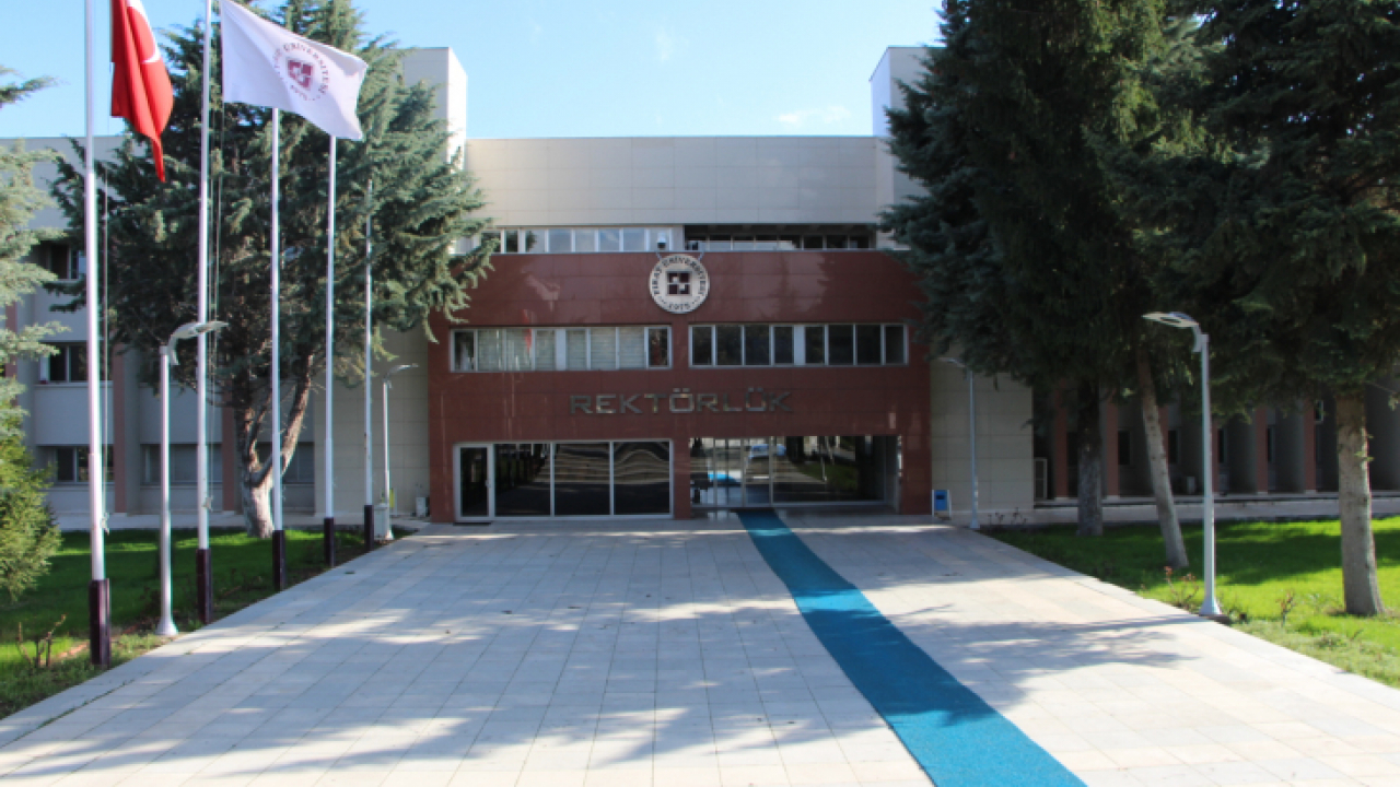 Fırat Üniversitesi Elazığ ve Deprem Bölgelerinde Yapılan Çalışmaları Açıkladı