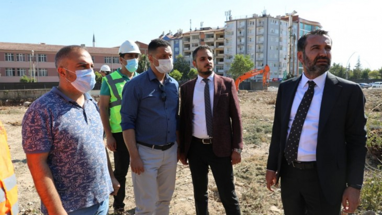 Elazığ Belediye Başkanı Şerifoğulları: 'Gece gündüz durmadan, yorulmadan çalışmaya devam ediyoruz'