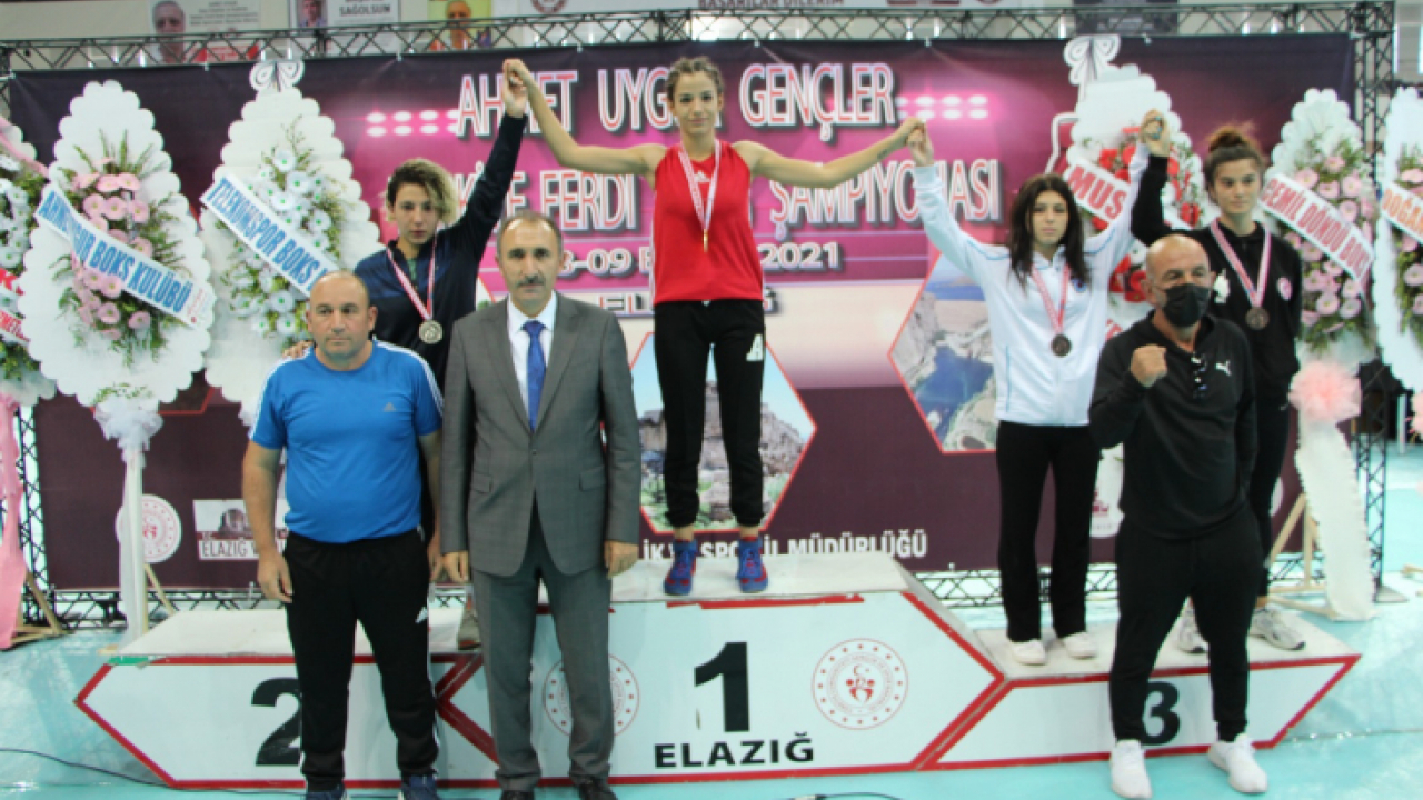 Fırat Üniversitesi Spor Müsabakalarında 208 Üniversite Arasında 11. Oldu