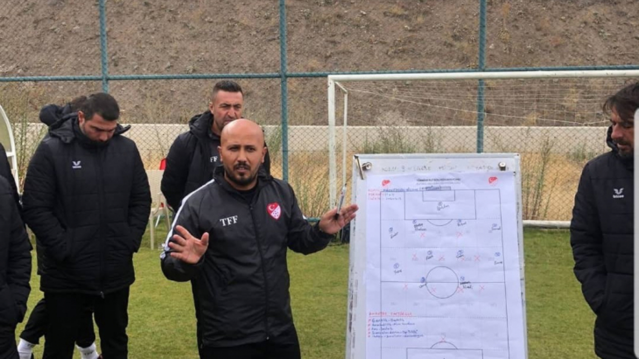 Samet Erdem, UEFA A lisans kursunda