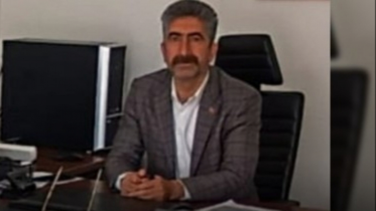 Mustafa Ayaz AK Parti Mollakendi Belde Başkanlığı Görevinden Ayrıldığını Duyurdu