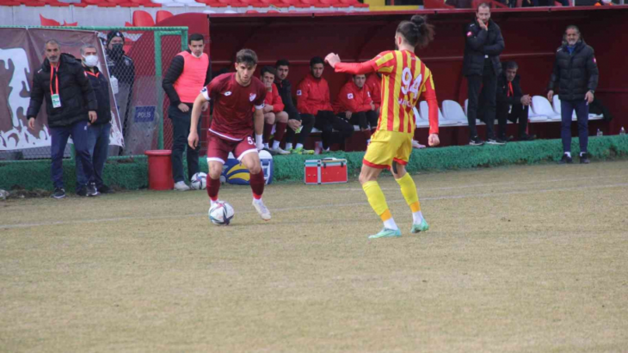 PFDK'dan İzzet'e 5 maçtan men cezası