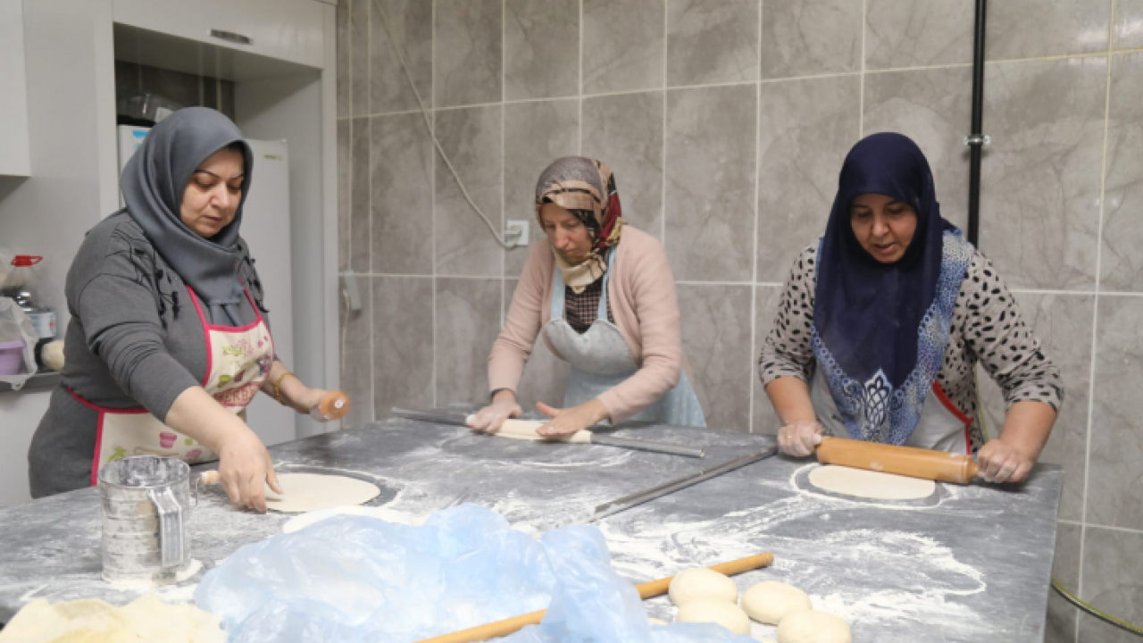 Elazığ Depremzedeler İçin Tek Yürek