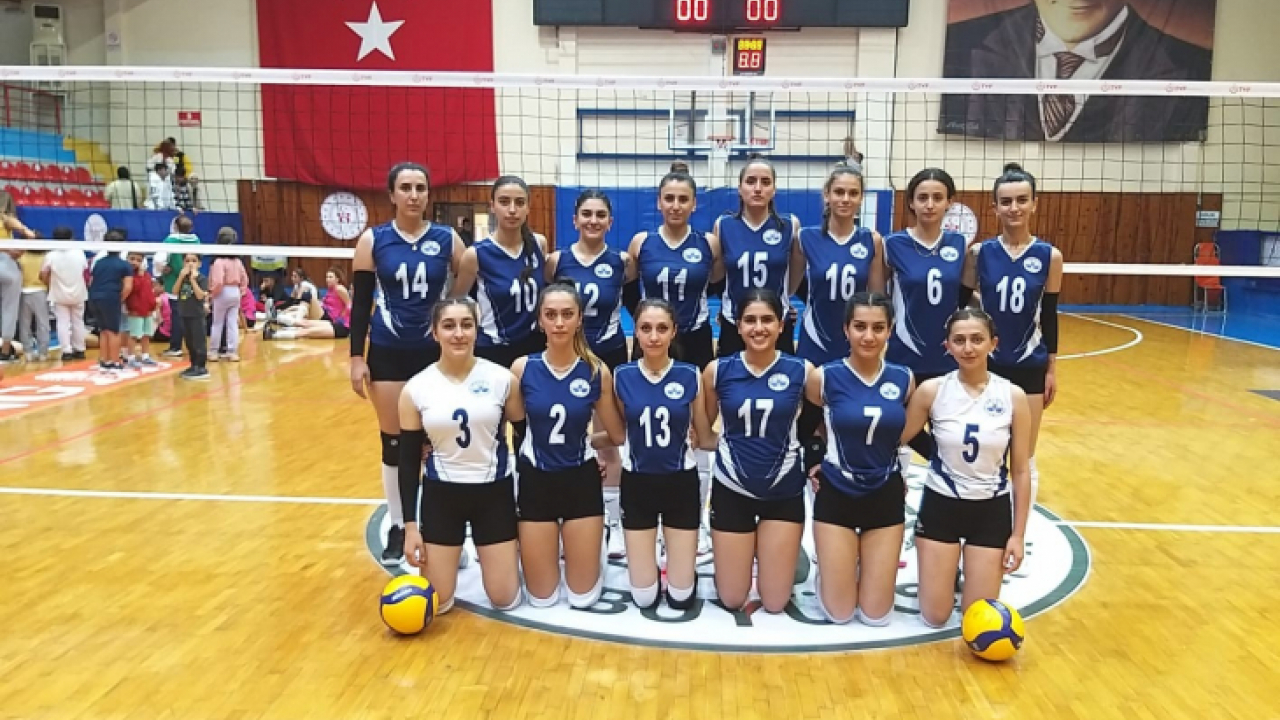 Voleybolda Elazığ takımları kayıp