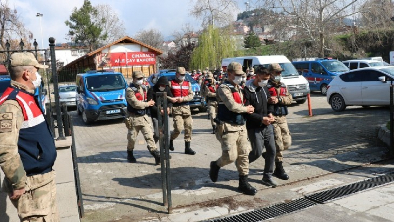 3 ilde uyuşturucu operasyonu: 11 tutuklama