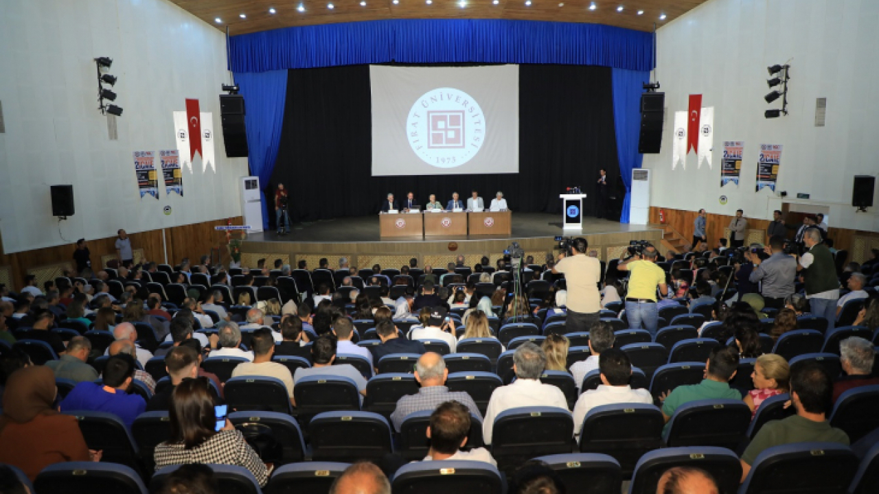 Elazığ'da Depreme Dirençli Kentler Çalıştayı Düzenlendi