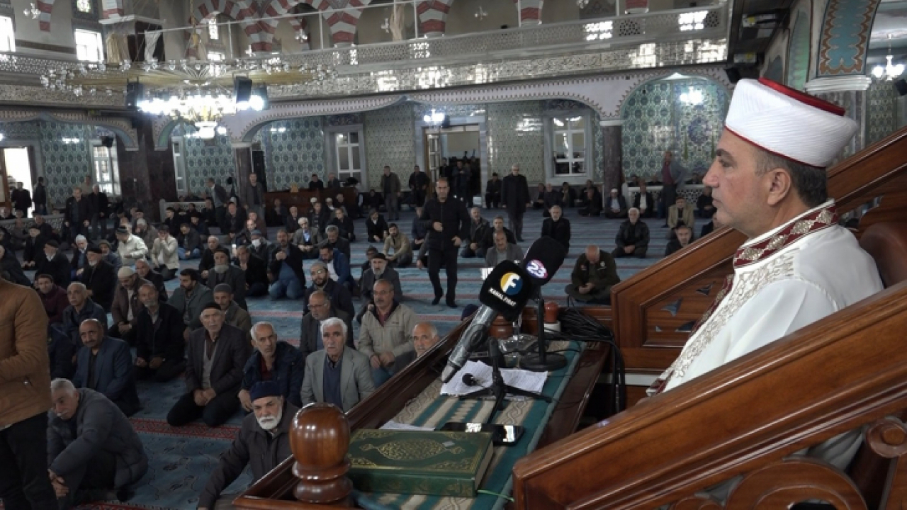 İman, Amel Etmeyi Gerektirir Konulu Vaaz Verildi
