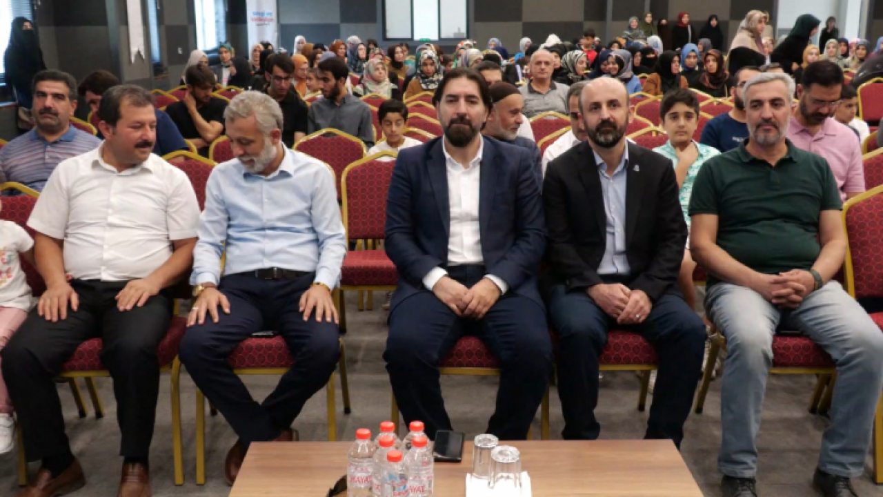 Elazığ'da Son Kalemiz Aile Konulu Konferans Düzenledi