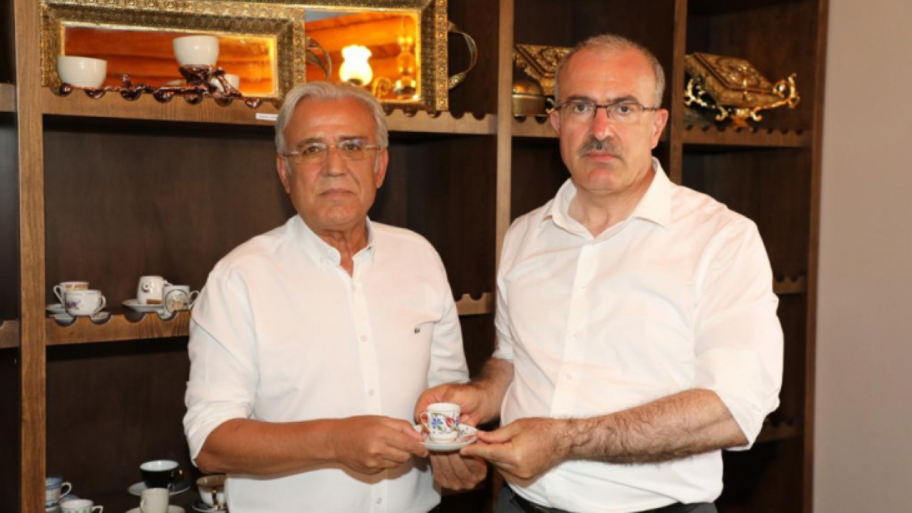 Vali Toraman'dan Kahve Fincanı Müzesi'ne Destek