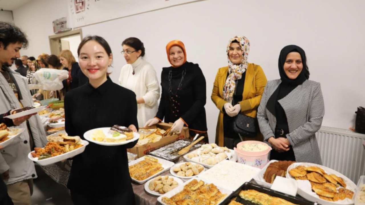 Fırat Üniversitesi'nde Öğrenciler Sınava Anne Şefkatiyle Hazırlanıyor